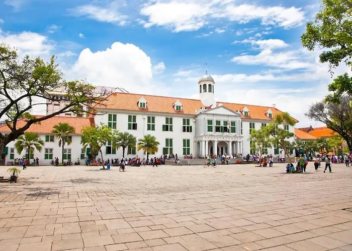 Hotel Golden Sky Pluit Jakarta